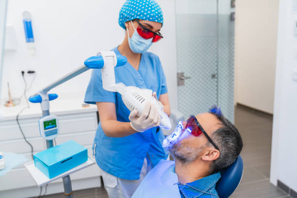 Best Cracked Tooth Emergency Dentist  in Janesville, IA